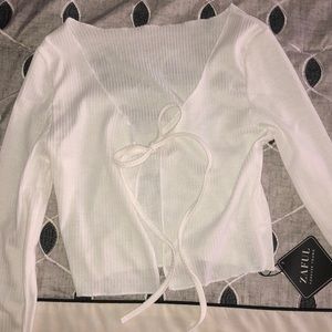 tied ribbed white shirt